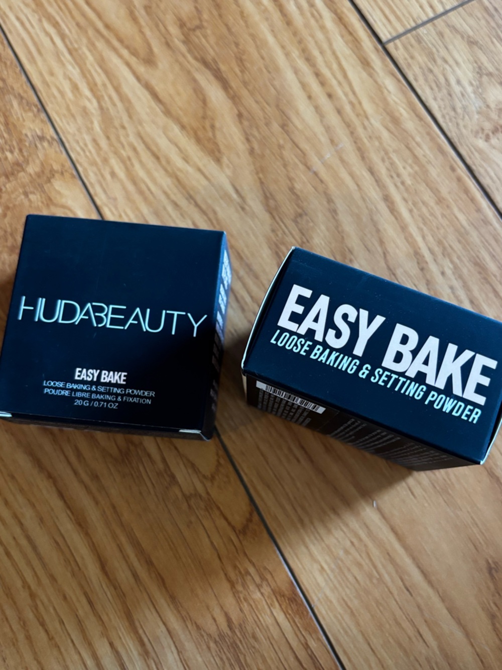 Huda Beauty Translucent Setting Powder - Picture 7 of 8